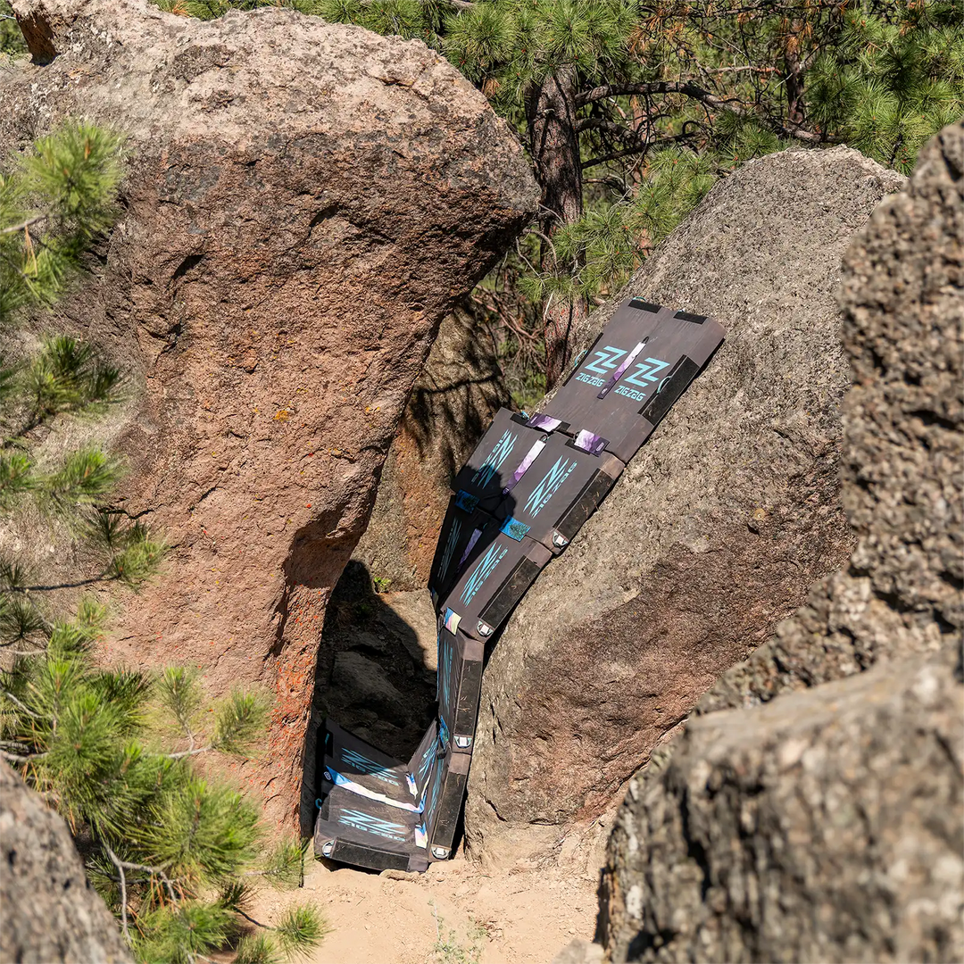 Triple LINK Crash Pad Set - Topo – ZIGZAG Climbing Triple LINK Crash Pad Set - Topo – ZIGZAG Climbing